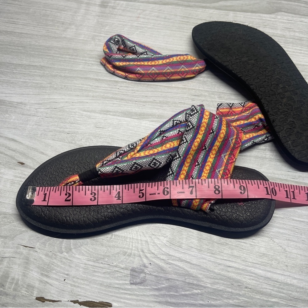 Sanuk Multicolor Geometric Fabric Yoga Mat Thong Sling Back Sandal Womens Size 8 - Picture 11 of 11